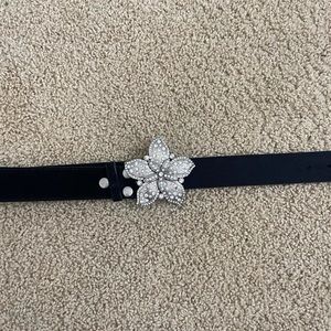 Vintage flower belt